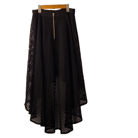 HARPER and Me Net High Low Skirt - Picture 6 of 7